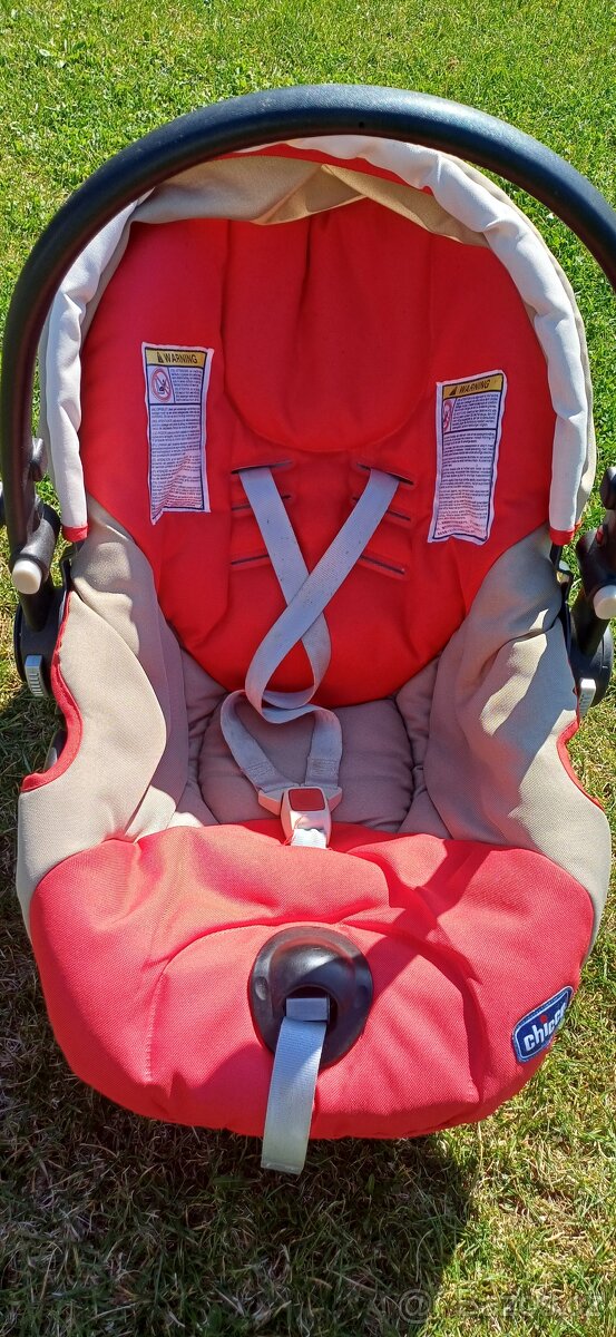 Autosedačka Chicco, pro děti 0 až 9 kg - 3