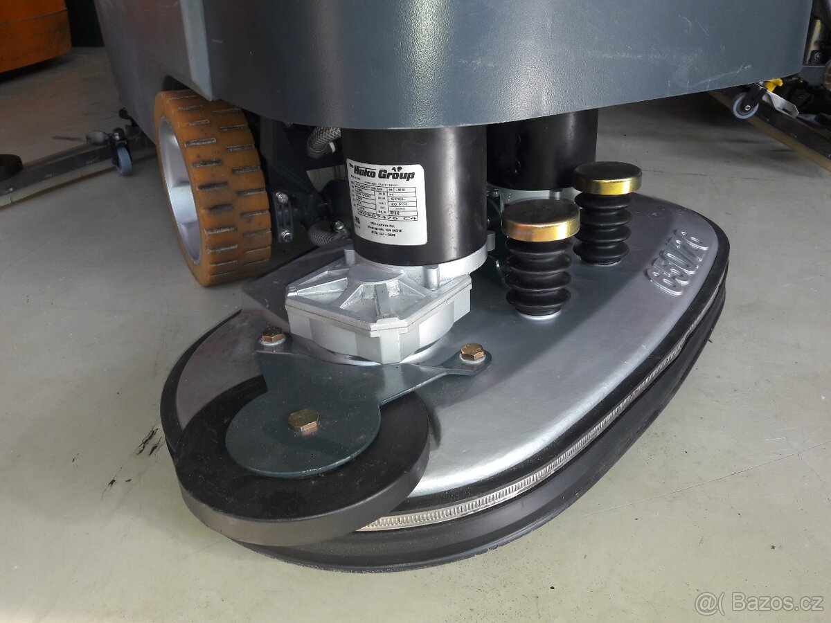 Podlahový mycí stroj Hako B 70 s vlastním pojezdem - 3