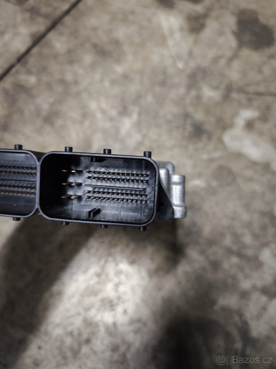 Řídící jednotka BMW m57d30 170kw 0281013500 - 3