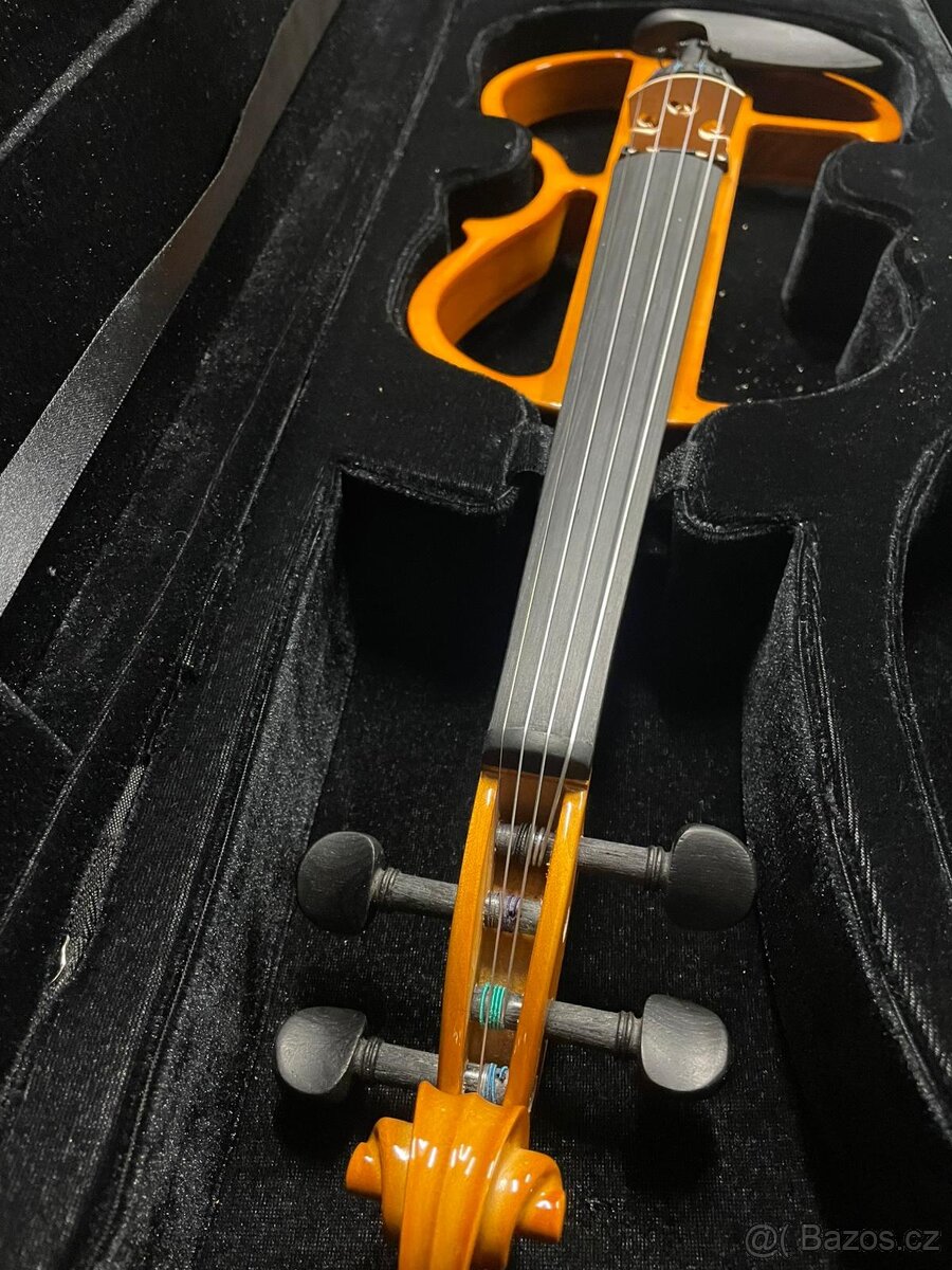 Elektrické housle Harley Benton HBV 870AM 4/4 - 3