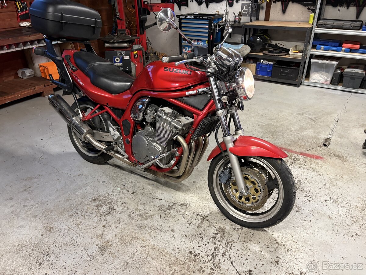Suzuki Bandit N600 - 3