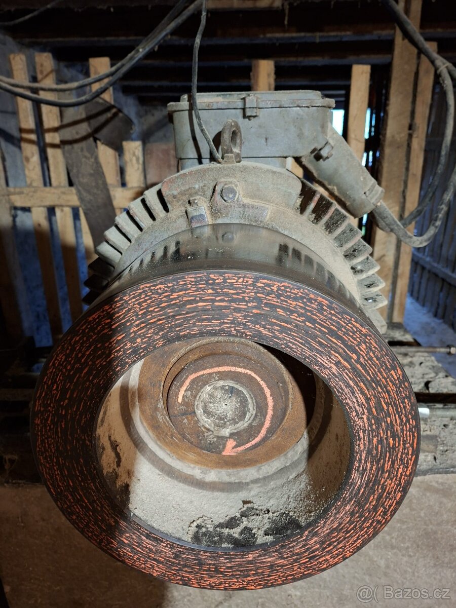 Elektromotor - funkční - 3