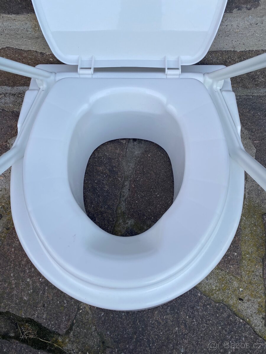 Nástavec na toaletu - 3