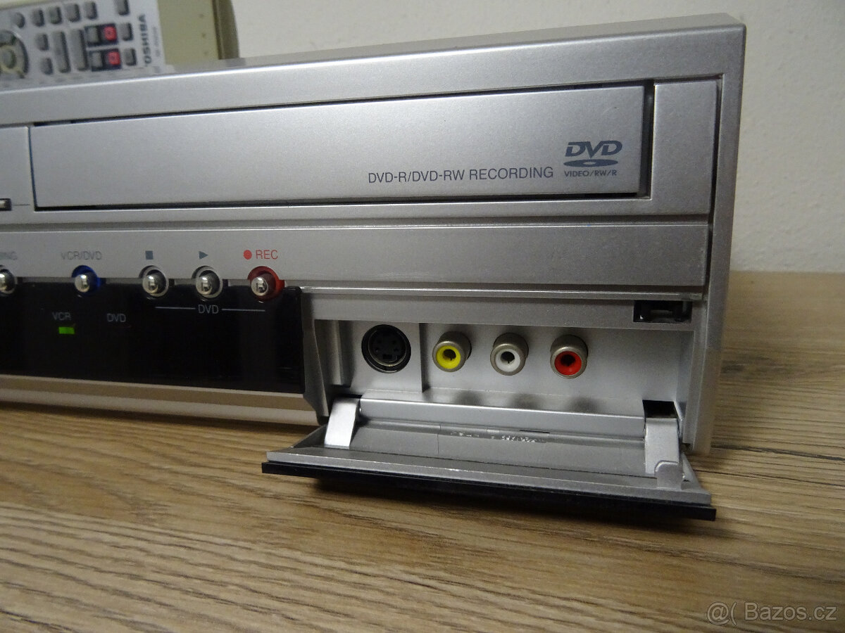 COMBO DVD+VHS rekordér Toshiba D-VR40 - kopíruje VHS na DVD - 3