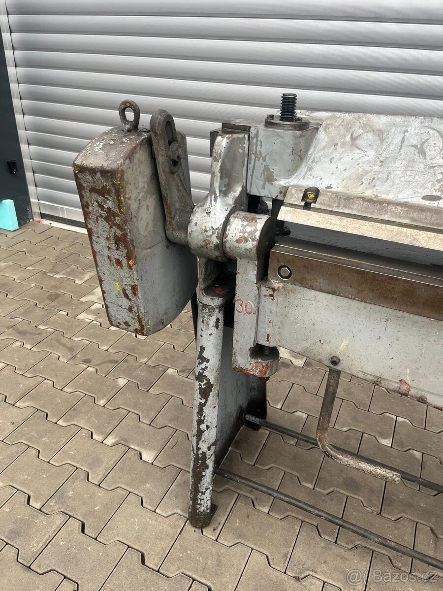 Ohýbačka plechu 1000/3mm - 3