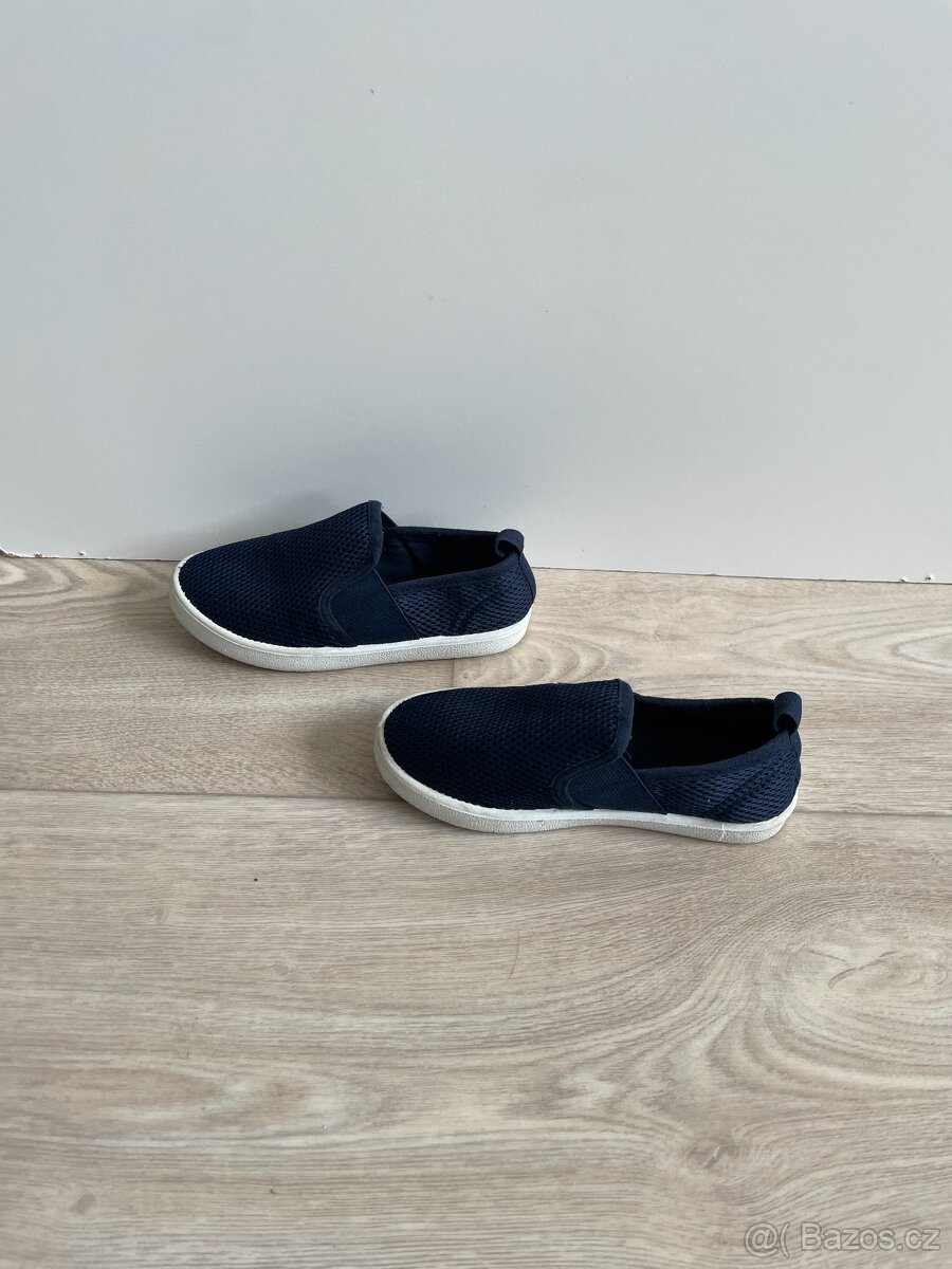 Nazouvací tenisky ze síťoviny (vel. 28, délka stélky 17,5cm, - 3