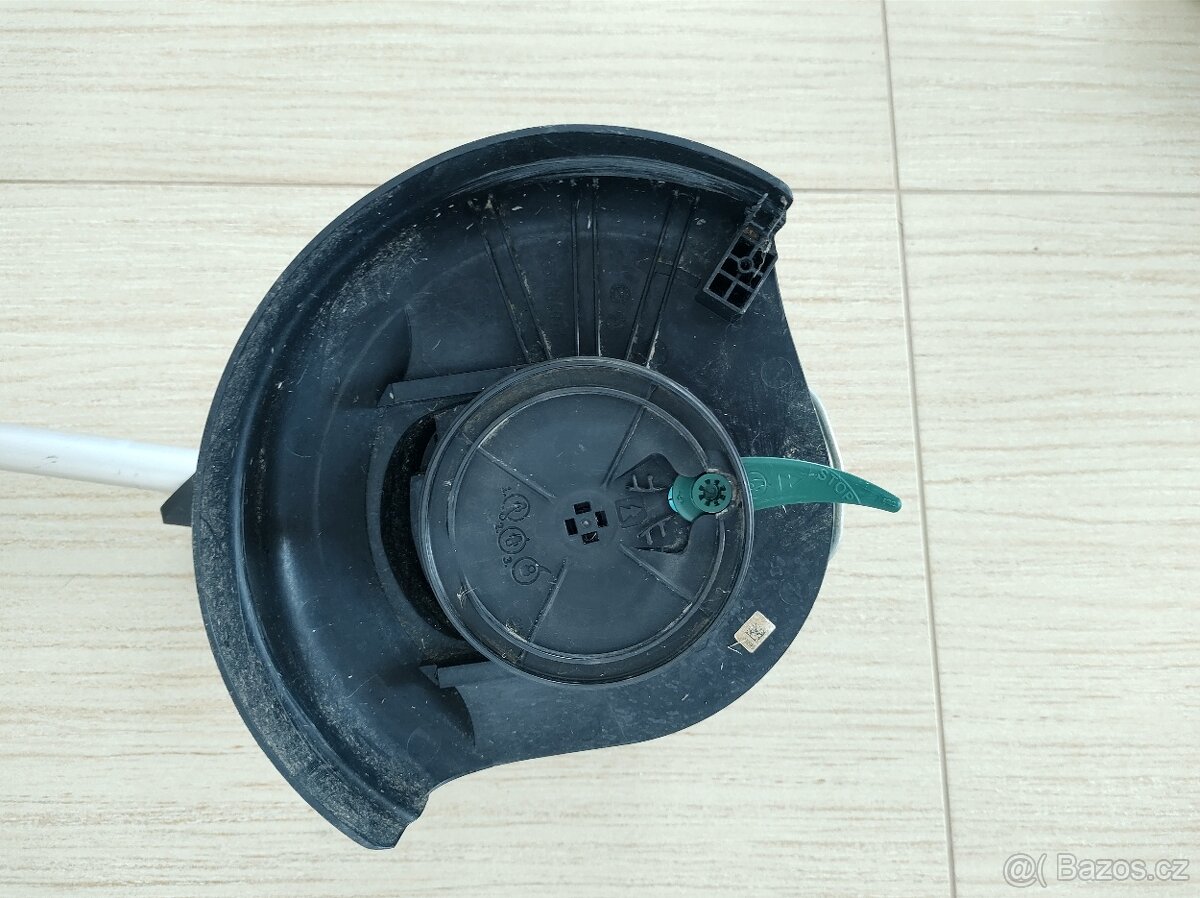 Akumulátorová strunová sekačka bosch - 3