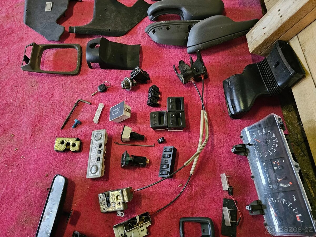 Díly Ford Sierra 2.0DOHC - 3