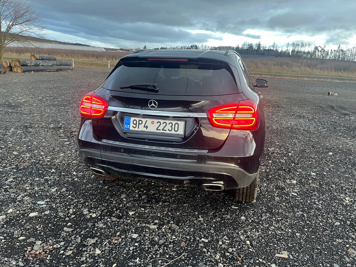 Mercedes GLA 220d - 3