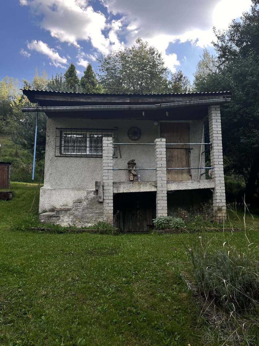 Prodej zahrady, Horni Slavkov, 1663m², se zdenou chatou - 3
