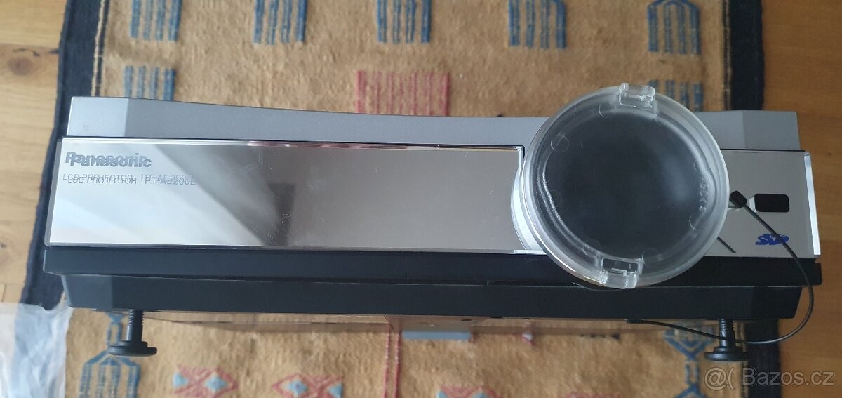 projektor Panasonic - 3