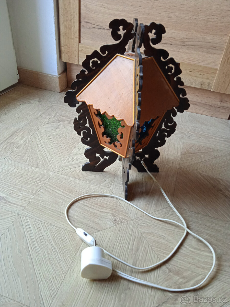 Prodám levně vyřezávanou lampičku - 3