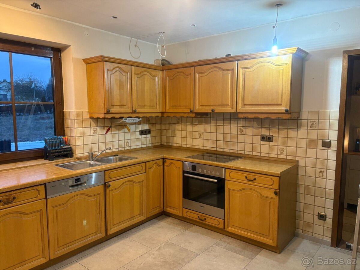 Kuchyňská linka RUSTIKÁL včetně všech spotřebičů - 3