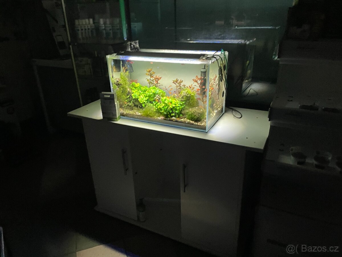 Aquascaping Akvárium 60L (60x30x35cm) s exkluzivní skříňkou. - 3