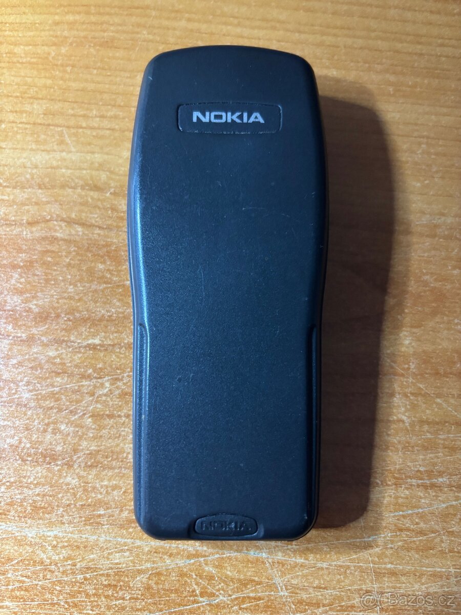 Nokia 3210 - 3