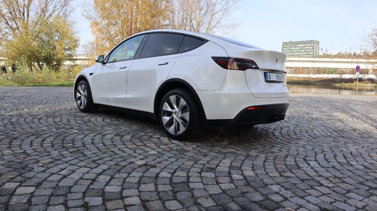 Tesla Model Y, Long Range 4WD – 82 kWh, Enhanced autopilot - 3
