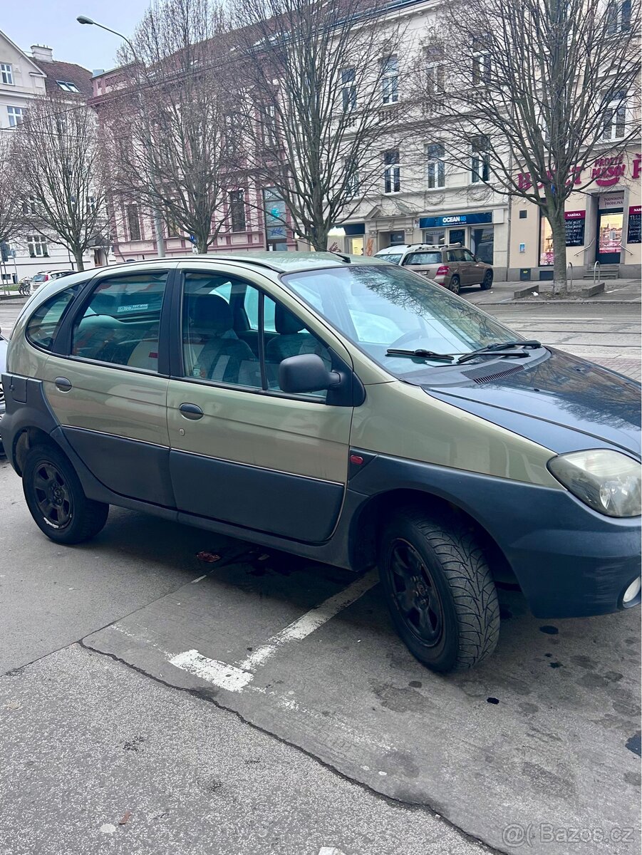 Renault Megane Scenic 4x4 - 3