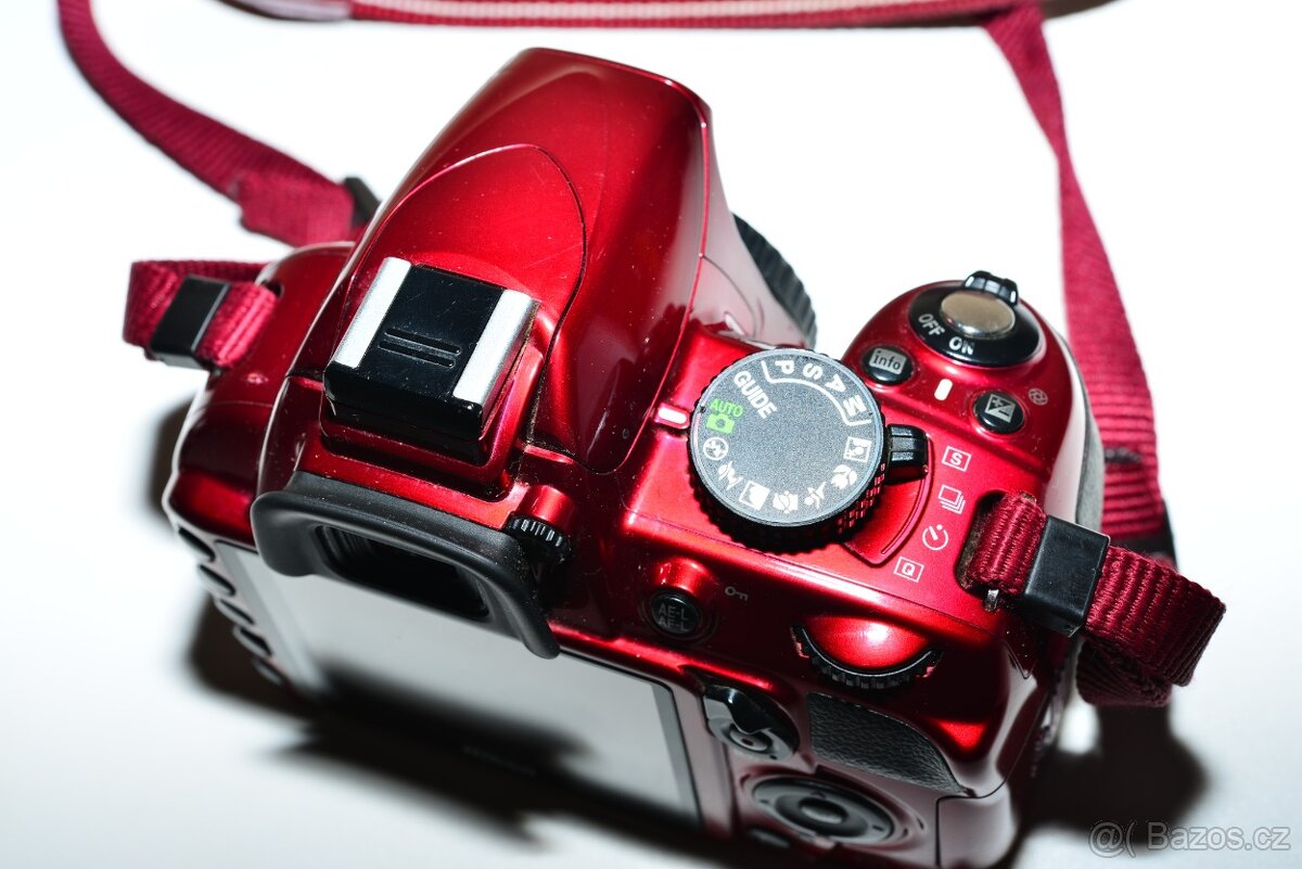 Nikon D3100 RED + příslušenství - 3