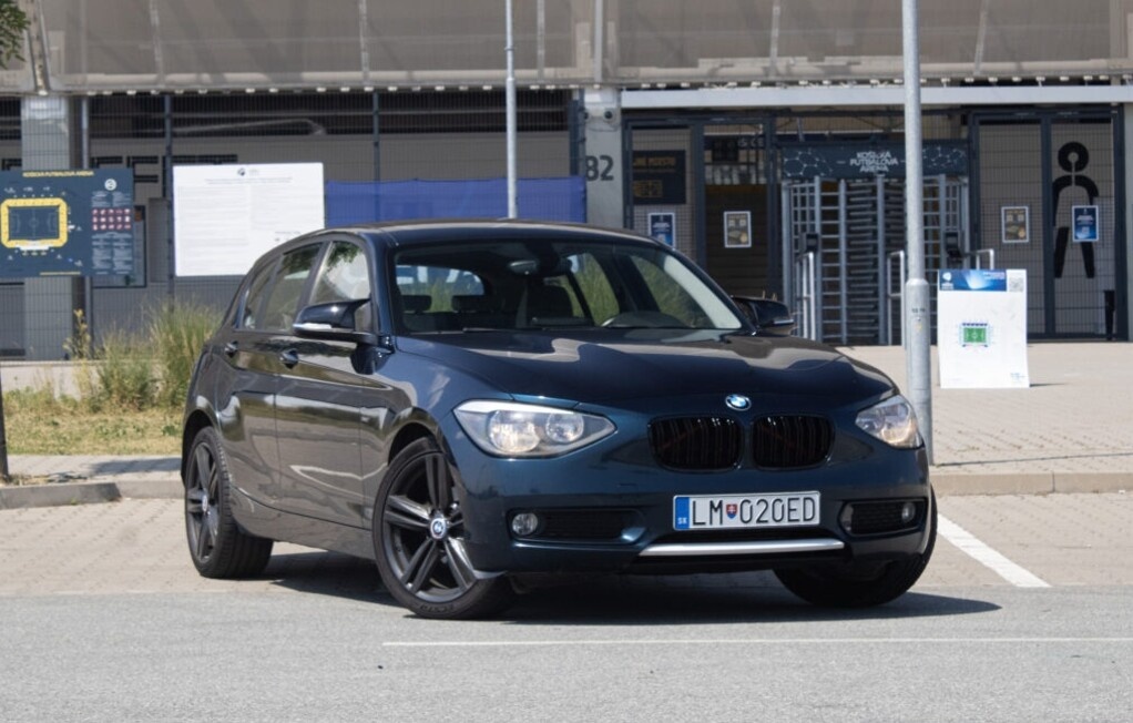 BMW 116i z roku 2011 - 3