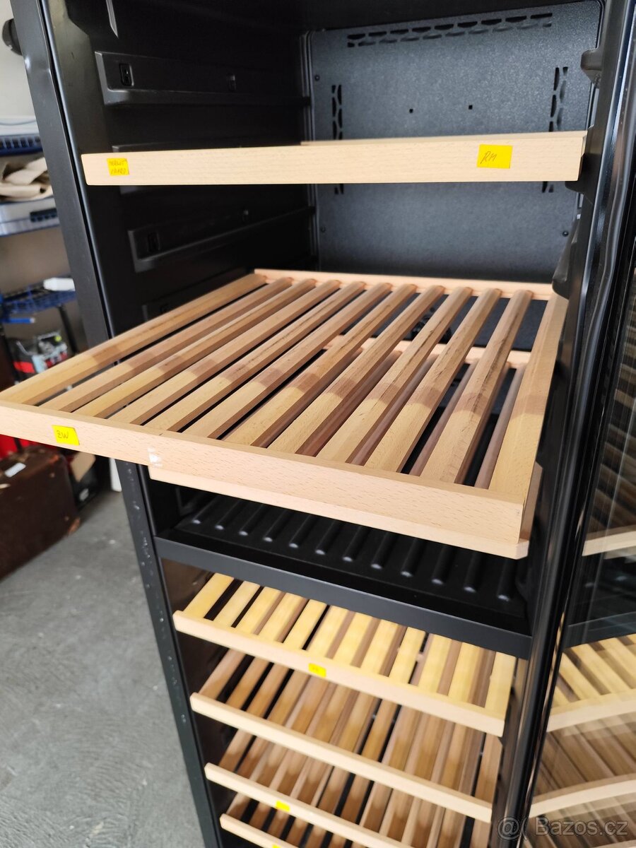 Vinotéka Klarstein 379 l - 3