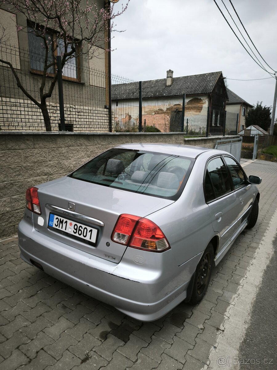 Honda Civic 1,6 i-VTEC - 3