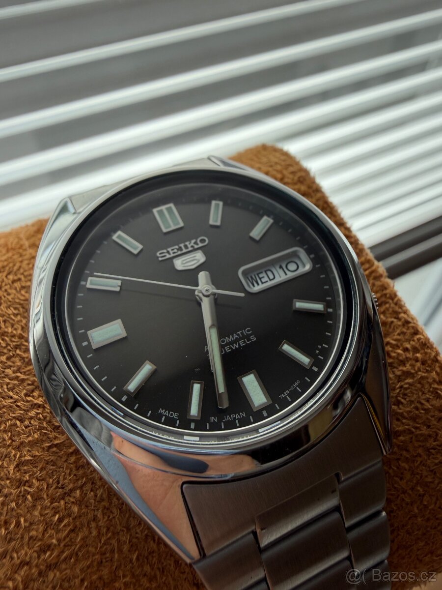 Seiko 5 SNX79 - 3