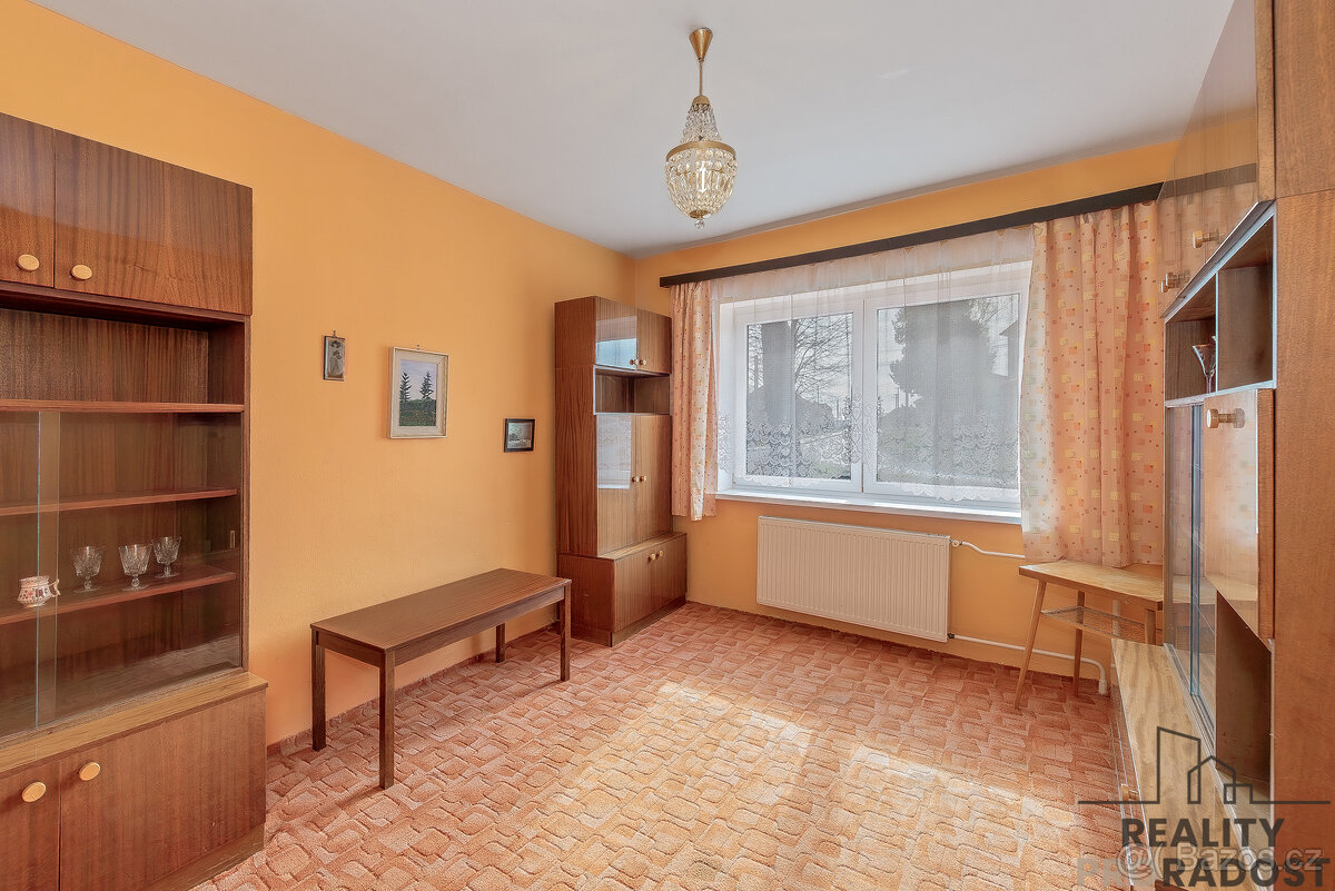 Prodej rodinného domu 4+1 ve Džbánicích, RD 4+1 zahrada, dvů - 3