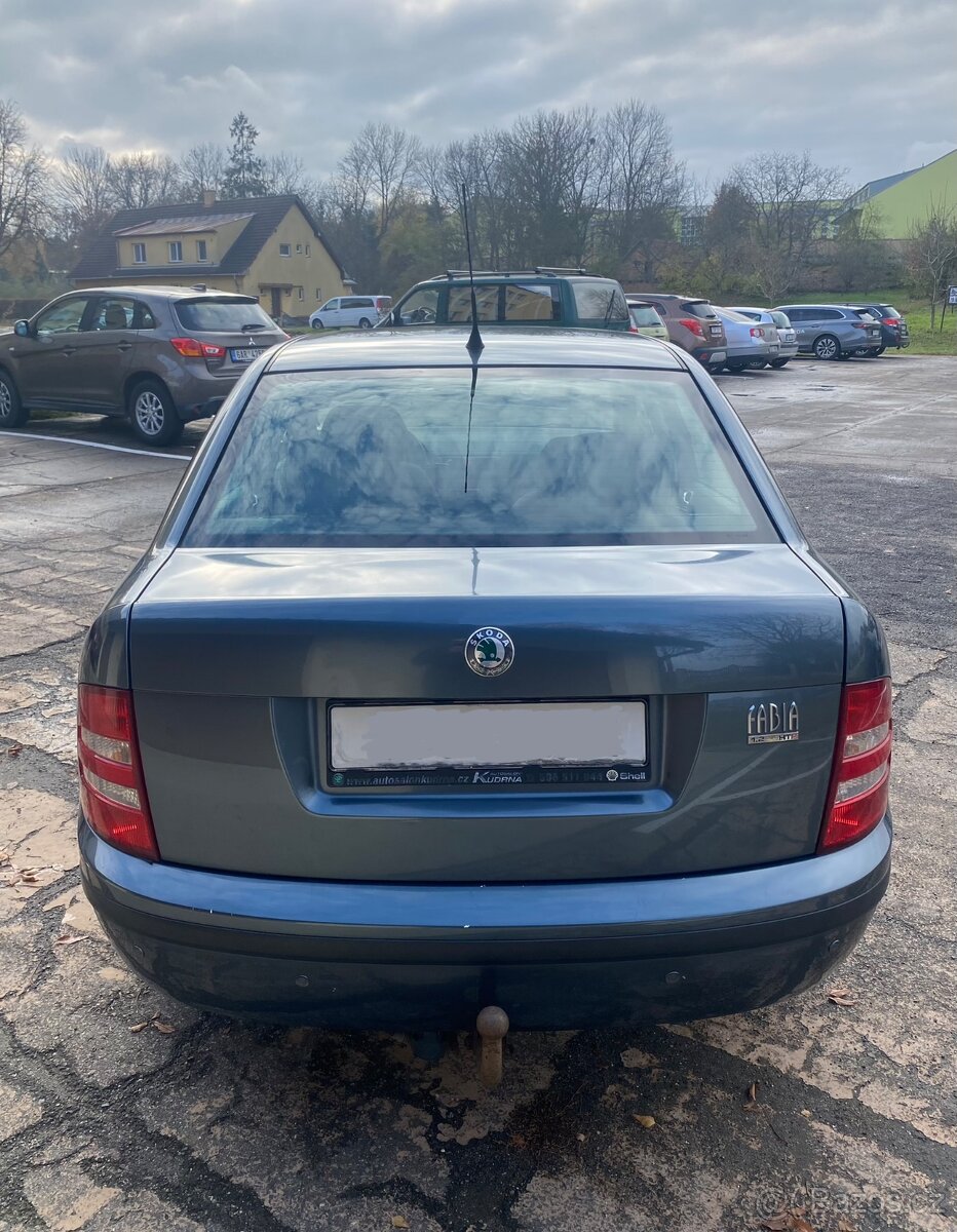 Škoda Fabia sedan na pronájem - 3