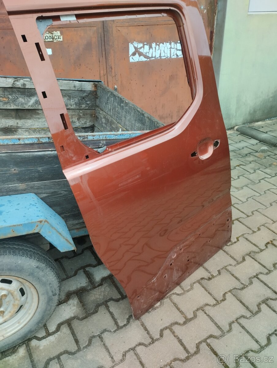 Peugeot Rifter 20-22.- pravé šoupačky - 3