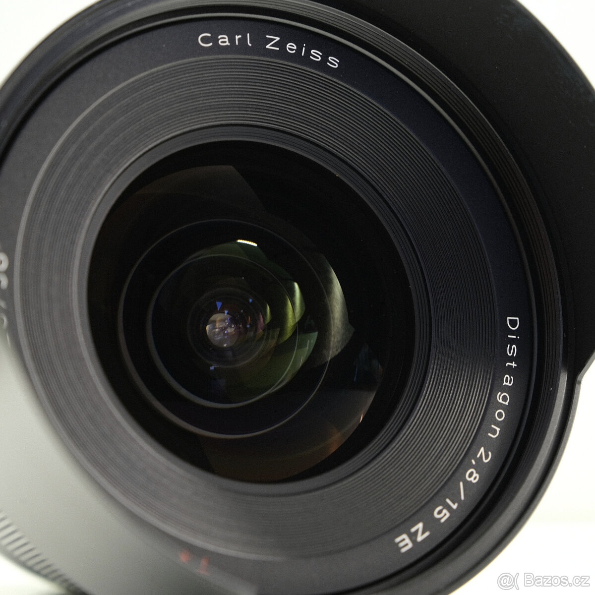 ZEISS Distagon 15 mm f/2.8 ZE pro Canon EF +filtr - 3