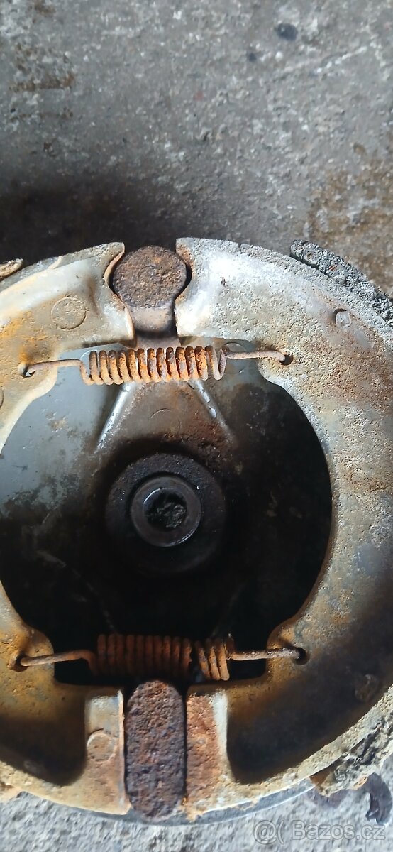 Brzdový štít Jawa pérák - 3