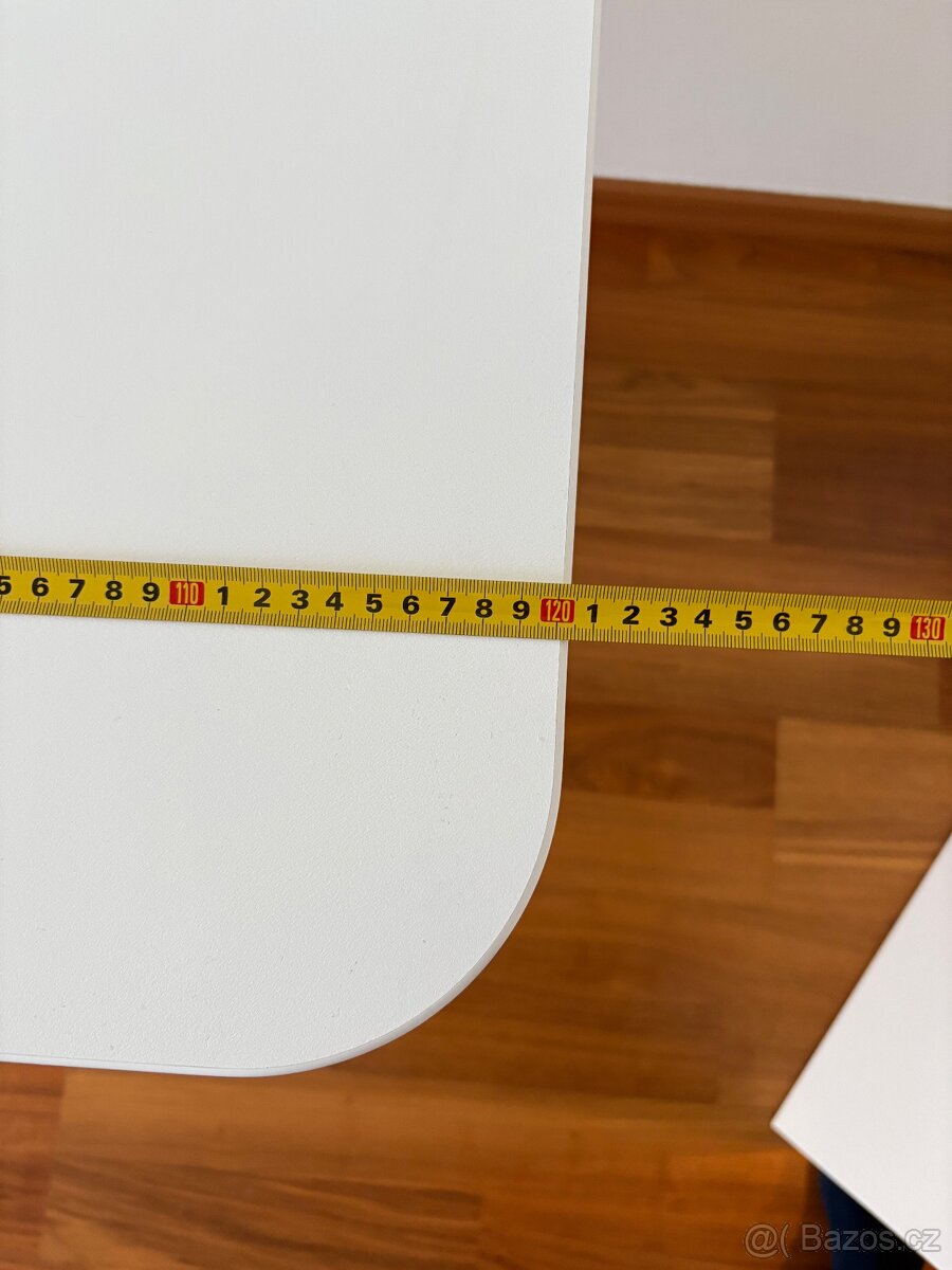 Pracovni stul IKEA Bekant - 3