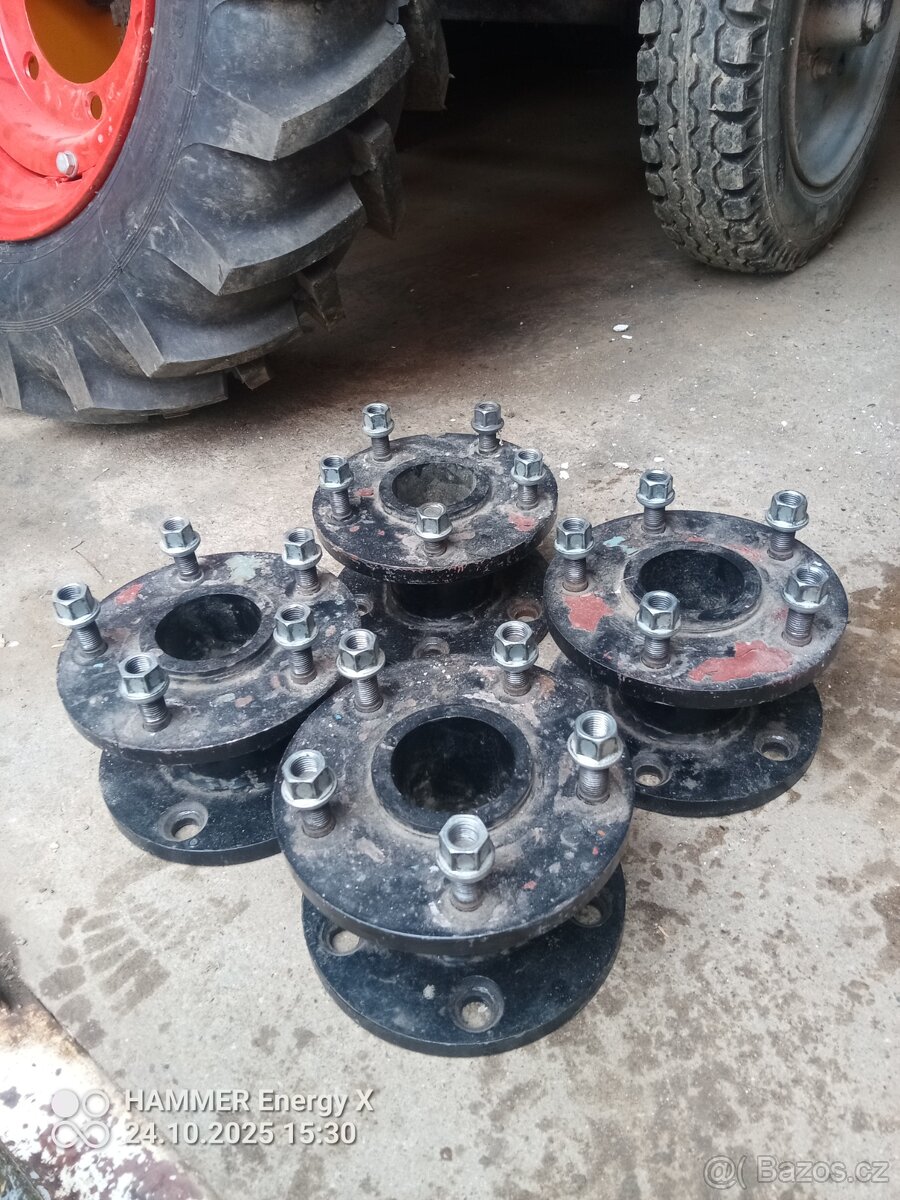 Predám rozsirovacie podložky na malotraktor mt8 alebo tz4k14 - 3