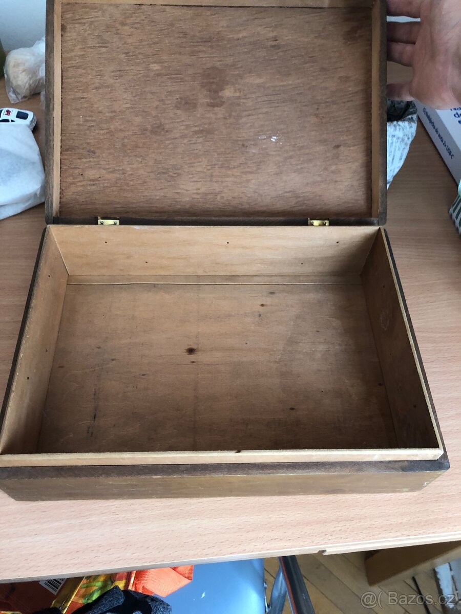 Dřevěná šperkovnice - 3