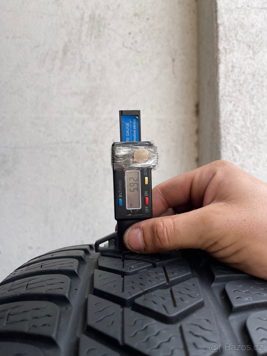 Zimní pneum 225/45/18 Pirelli Sottozero 3 - 3