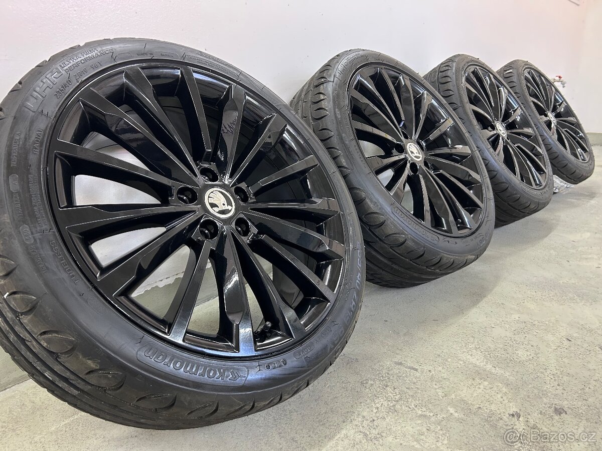 Letní originál sada Škoda Superb III Trinity 19" 5x112 - 3
