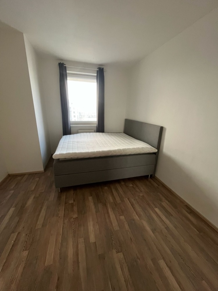 Moderní manželská postel - 3