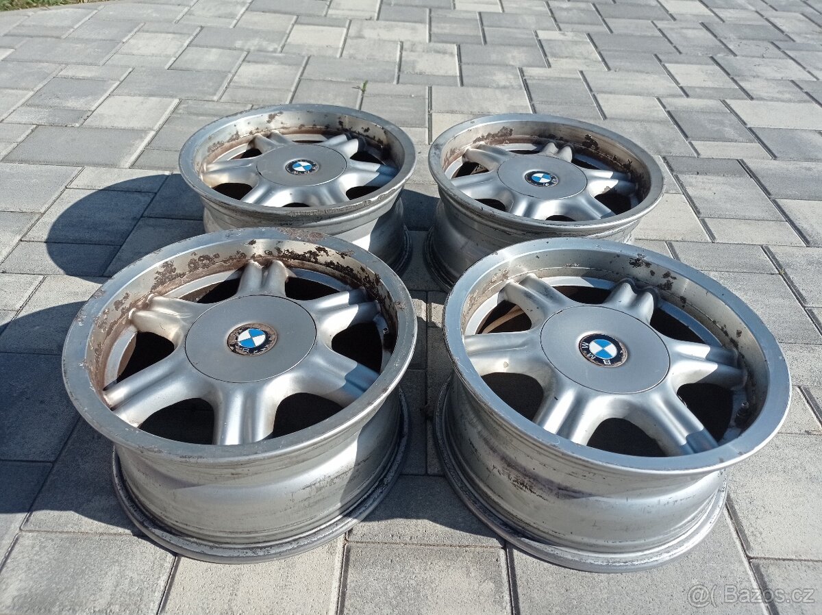 BMW E30 - kola styling 10 - 3