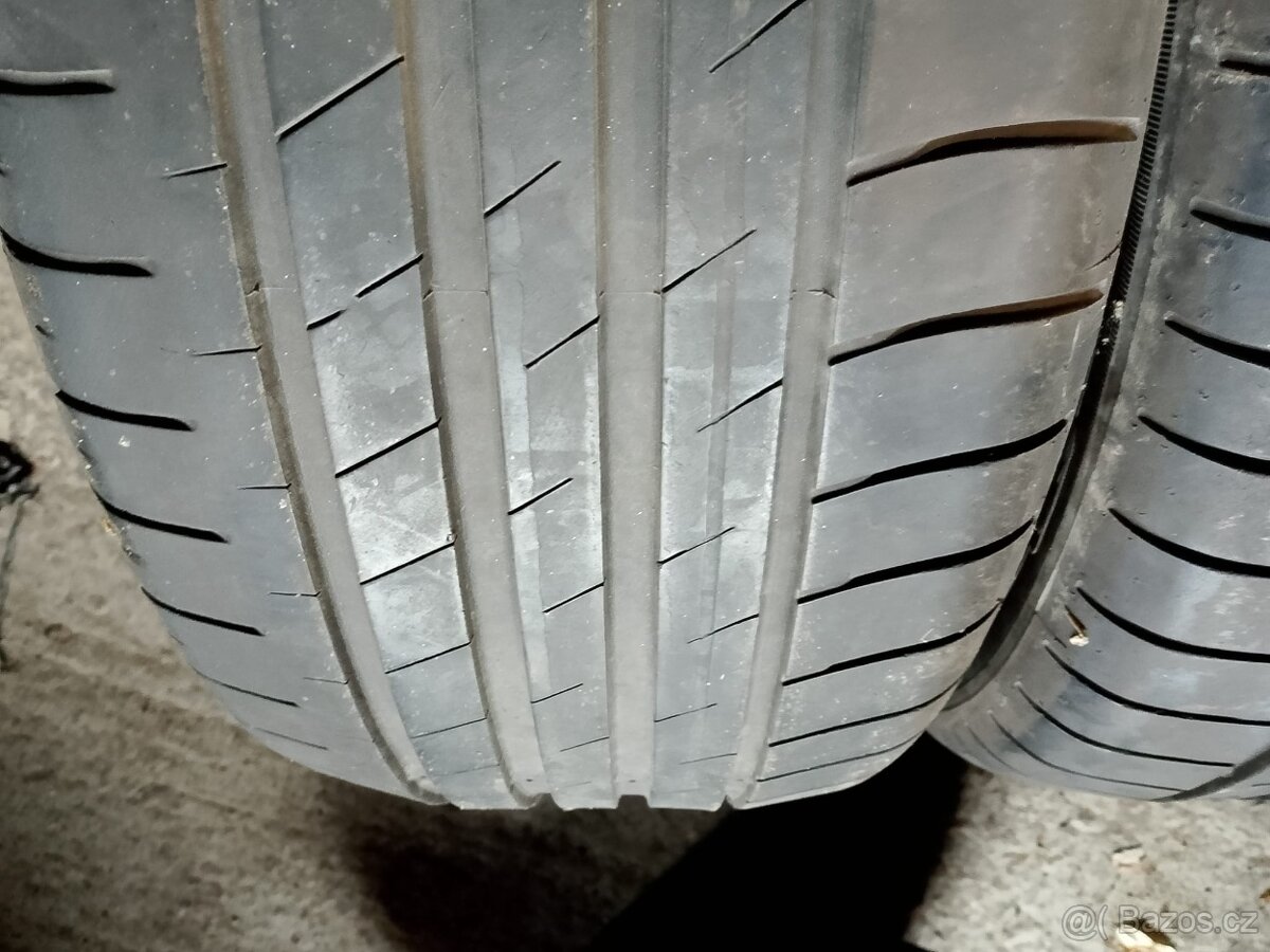 215/55/17 94w Goodyear - letní pneu 2ks - 3