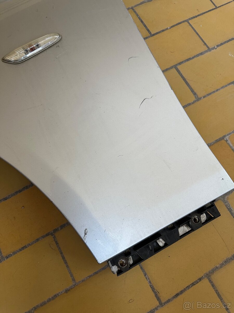 Blatníky BMW E60/E61 Titan Silver - 3