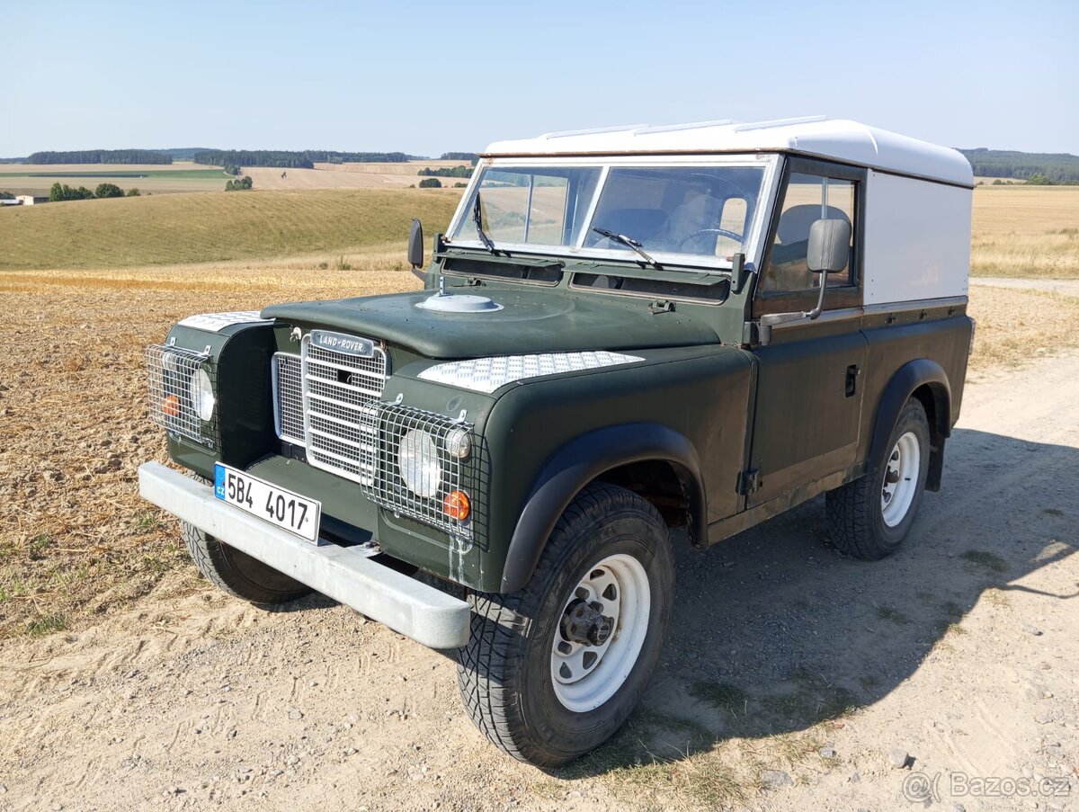 Land Rover Defender 88