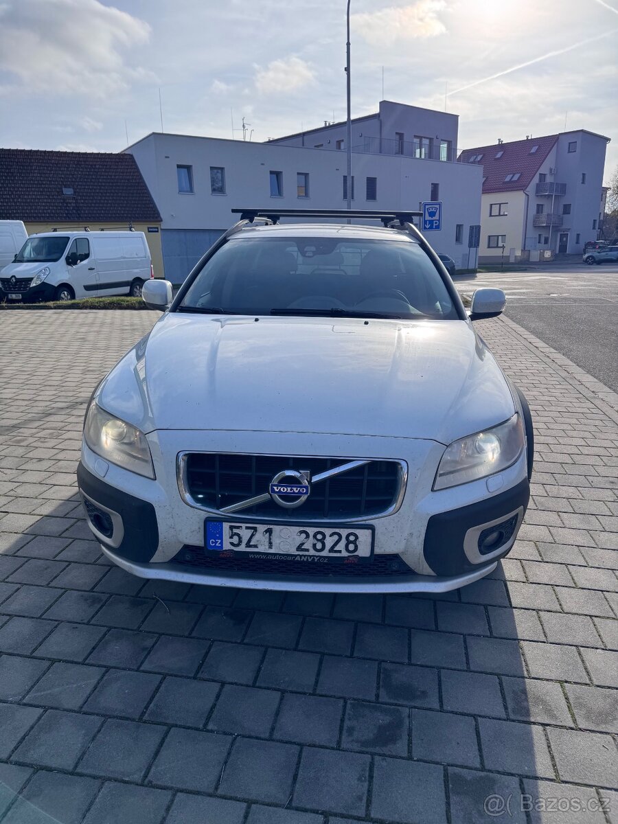 PRODÁM VOLVO XC70 - 3