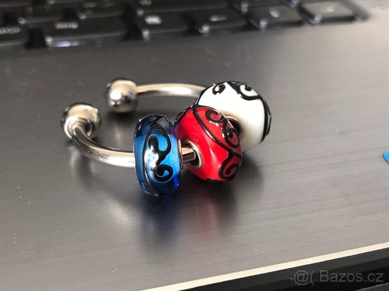 Set korálků Macrow v barvě trikolory - 3