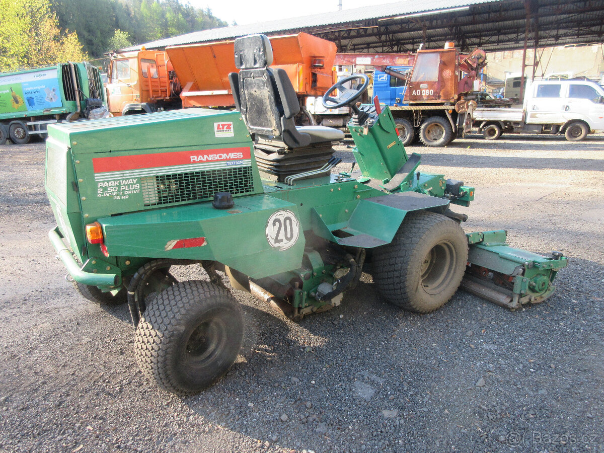 Malotraktor 4x4 RANSOMES PARKWAY - 3