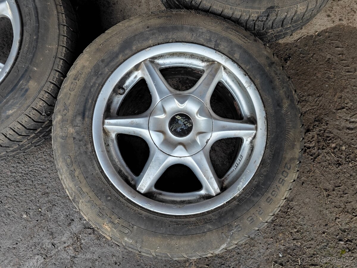 Prodám sadu Alu KING 7Jx15H2 ET35 + pneu 205/65/15 - 3