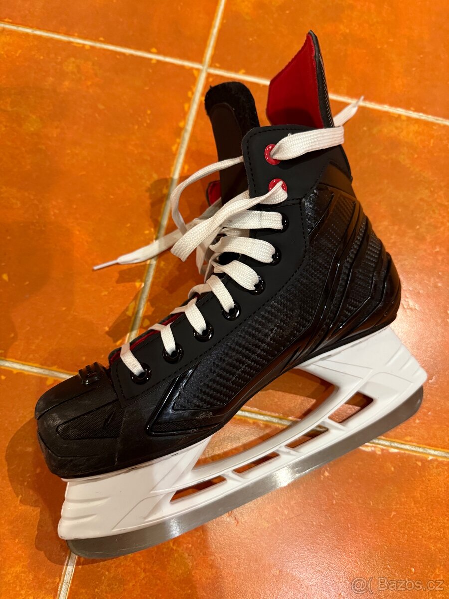 Brusle Bauer supreme pro vel. 8 - 3