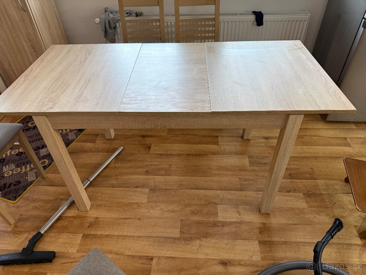 Jídelní stůl - 3