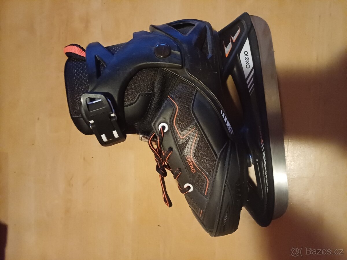 Lední brusle vel. 32-35 - 3