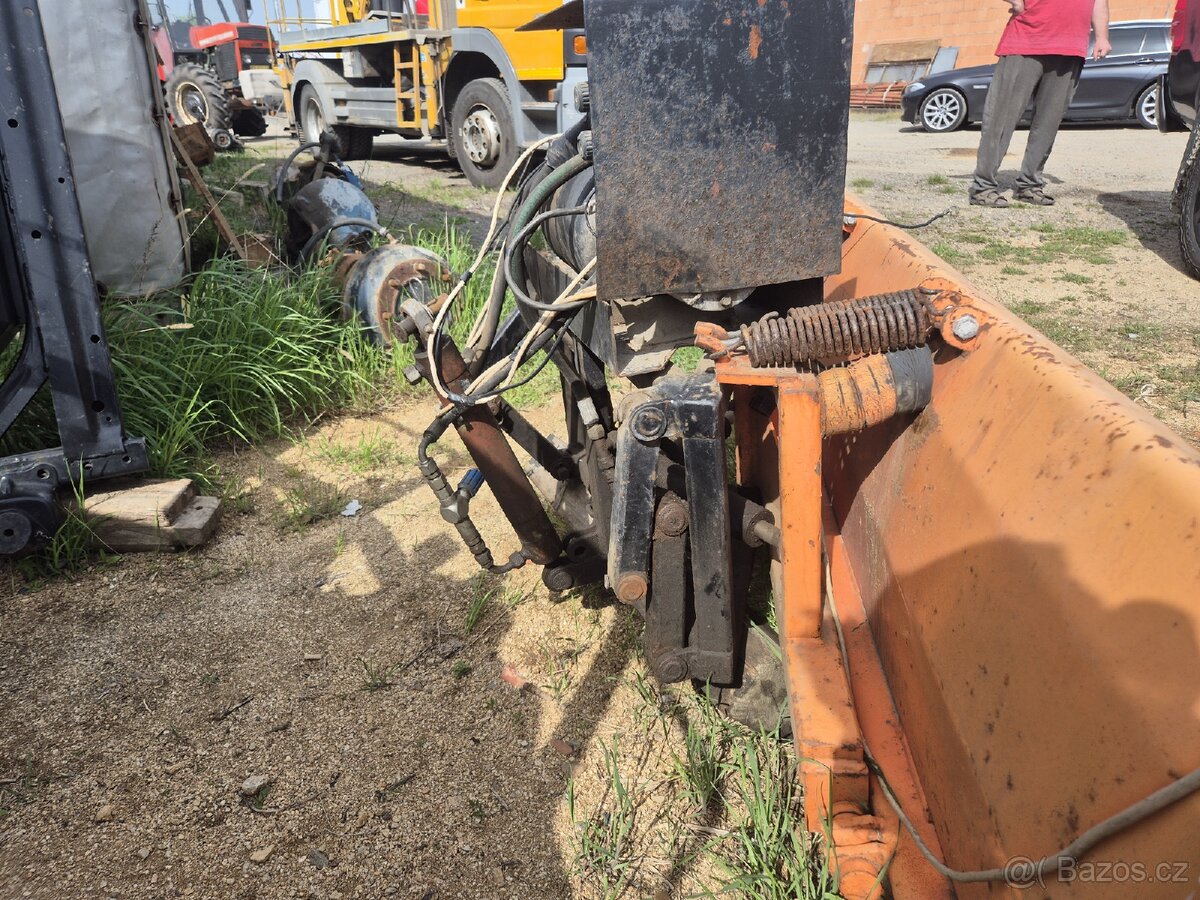 Hydraulická Radlice - 3