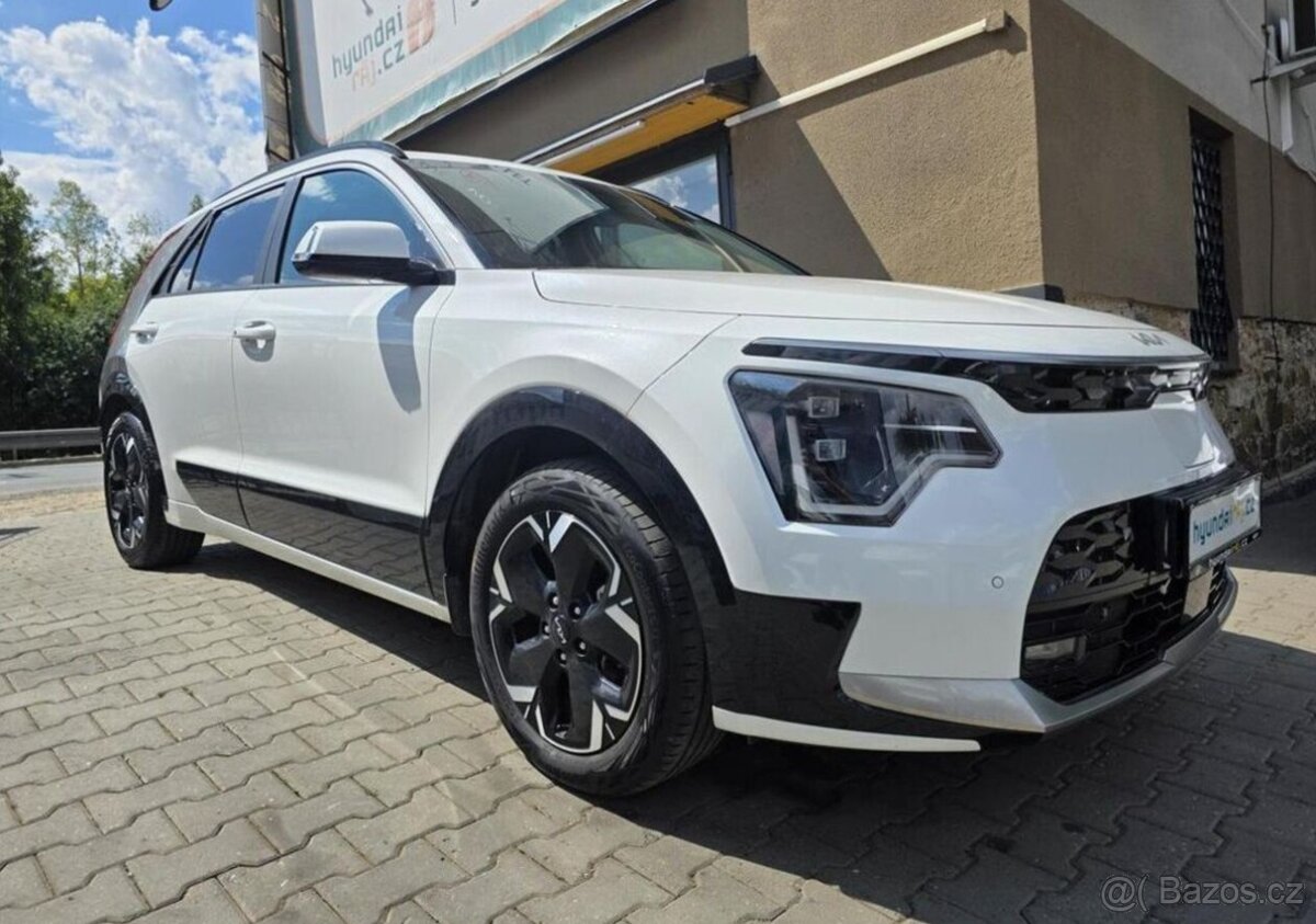 Kia e-Niro 1.MAJ.-150kW-64,8kWH-ZÁRUKA - 3